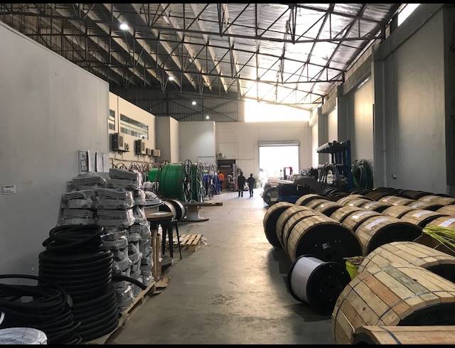 1,671M² WAREHOUSE TO LET IN RIVERHORSE VALLEY